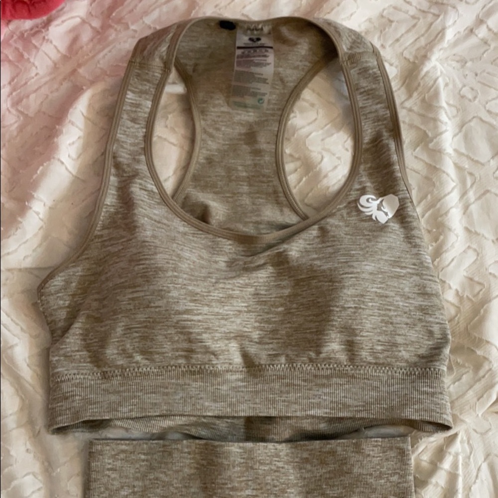 Women’s Best Set